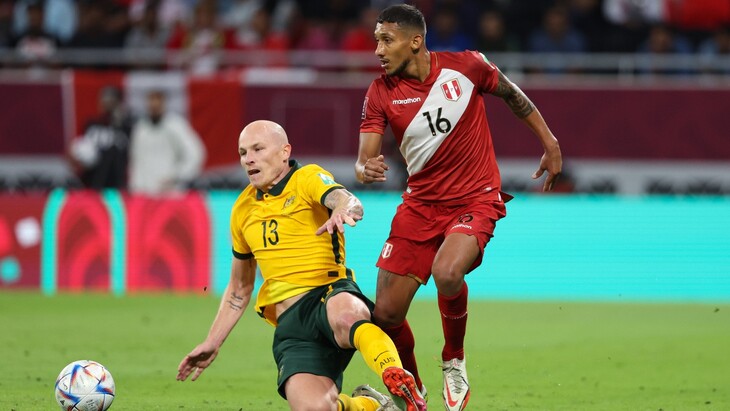 Австралия по пенальти обыграла Перу и вышла на ЧМ-2022