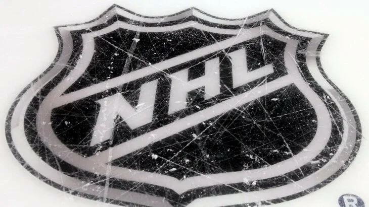 Еще у 8 игроков НХЛ обнаружили коронавирус