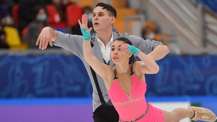 Акопова и Рахманин победили в соревнованиях спортивных пар на турнире в Будапеште