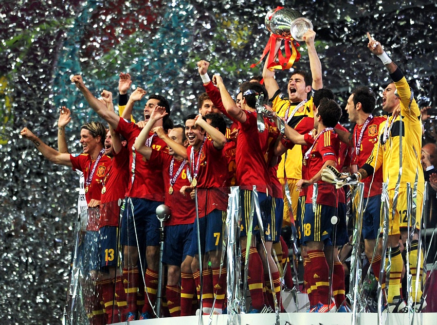 http://www.livesport.ru/l/photo/2012/07/01/spain_italy/106.jpg