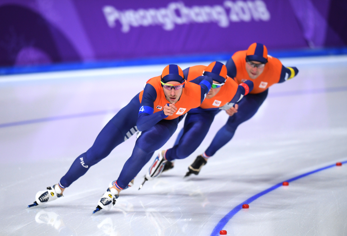 Фотогалерея: Золото норвежцев в командной гонке преследования на коньках