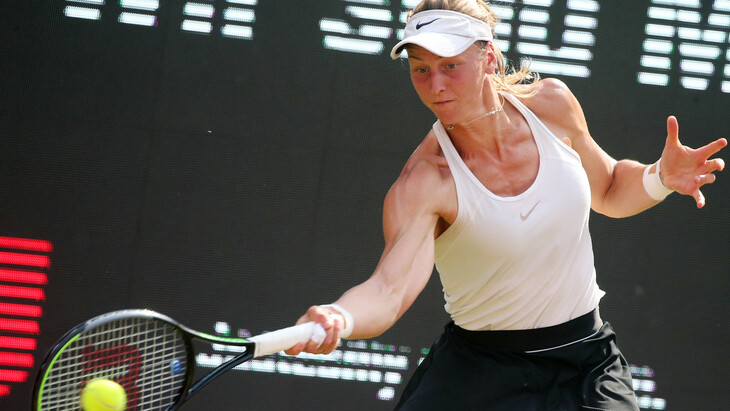 Самсонова вышла в финал турнира в Берлине, обыграв Азаренко